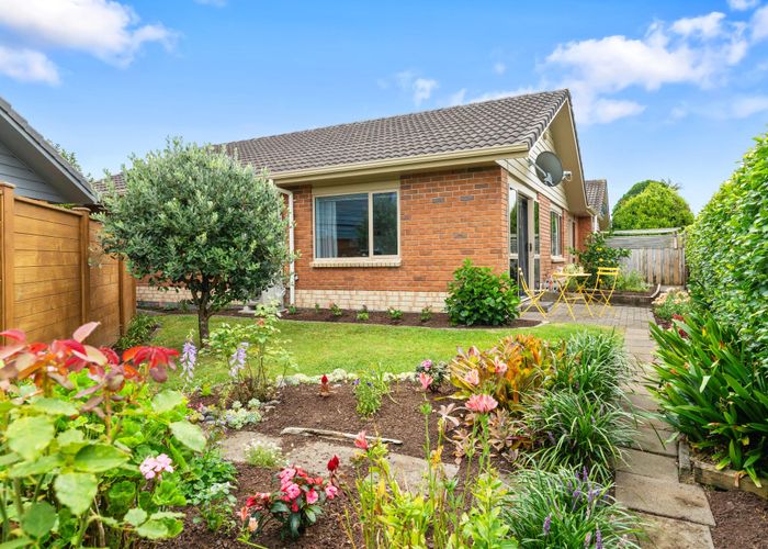  at 37/1 Piriti Drive, Te Atatu Peninsula, Waitakere City, Auckland
