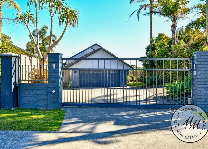  at 31 Ribbonwood Crescent, Goodwood Heights, Manukau City, Auckland