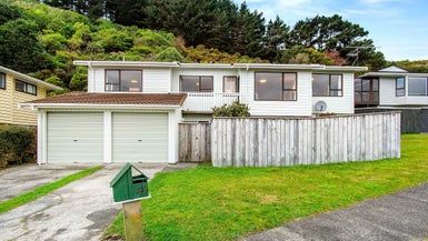  at 49 Woodman Drive, Tawa, Wellington