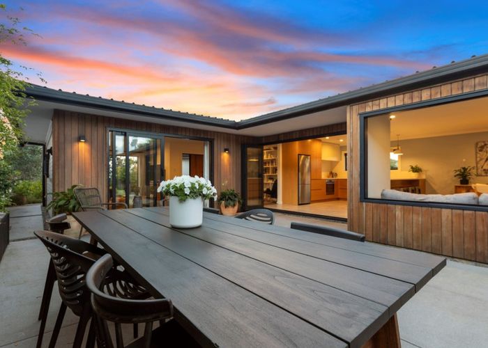 Free property data for 39 Golf Road, Mount Maunganui homes.co.nz