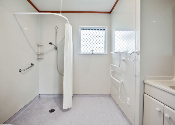  at 16 Railway Street, Paeroa, Paeroa