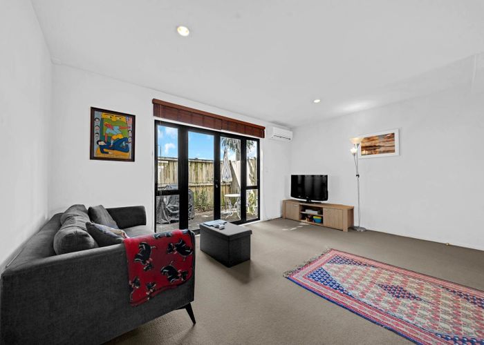  at 118 Stanhope Road, Mount Wellington, Auckland City, Auckland