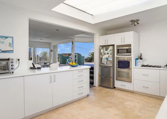  at 64 Codrington Crescent, Mission Bay, Auckland