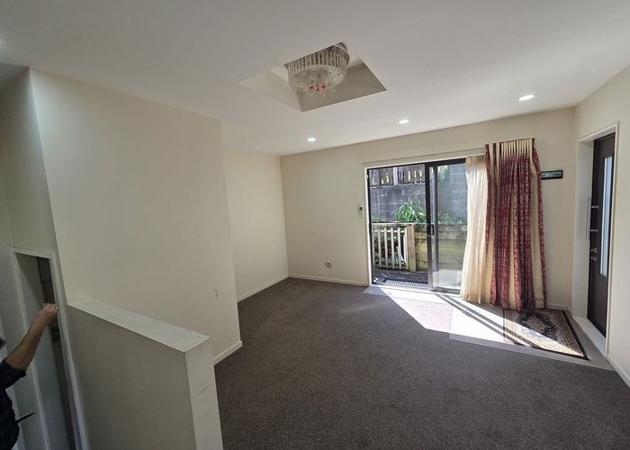  at 19A Brunton Place, Glenfield, North Shore City, Auckland