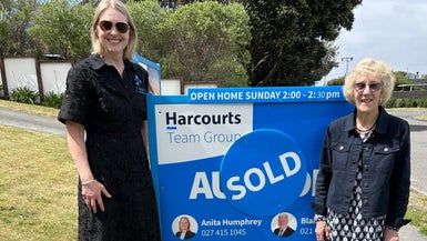  at 71 Field Way, Waikanae Beach, Waikanae