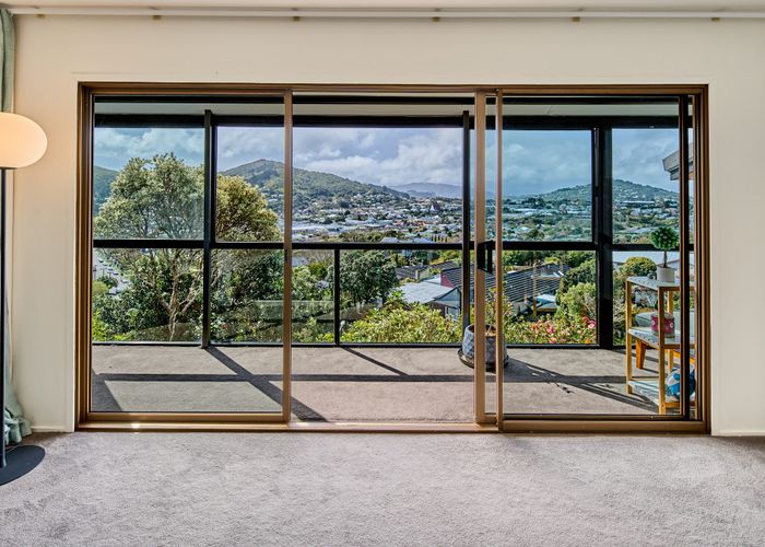  at 2 Hawick Street, Karori, Wellington