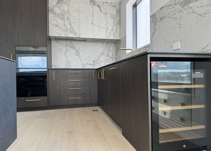  at 401/2A Ropa Lane, Miramar, Wellington