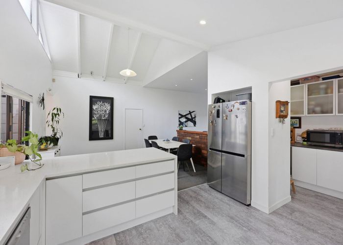  at 2/149 Colwill Road, Massey, Waitakere City, Auckland