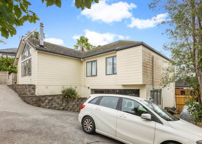  at 9 Loughanure Place, Massey, Auckland
