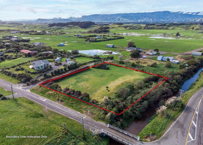  at 2 Sims Road, Te Horo Beach