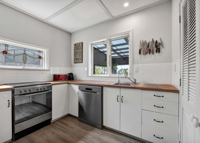  at 263 Huatoki Street, Vogeltown, New Plymouth, Taranaki