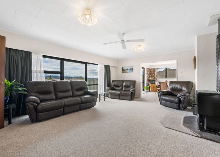  at 9 O'Neill Crescent, Bridge Hill, Alexandra