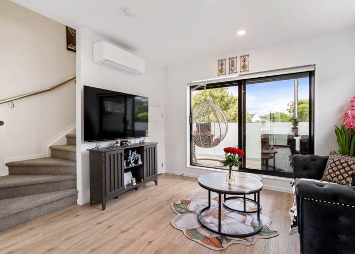  at 3/237 Swanson Road, Henderson, Waitakere City, Auckland