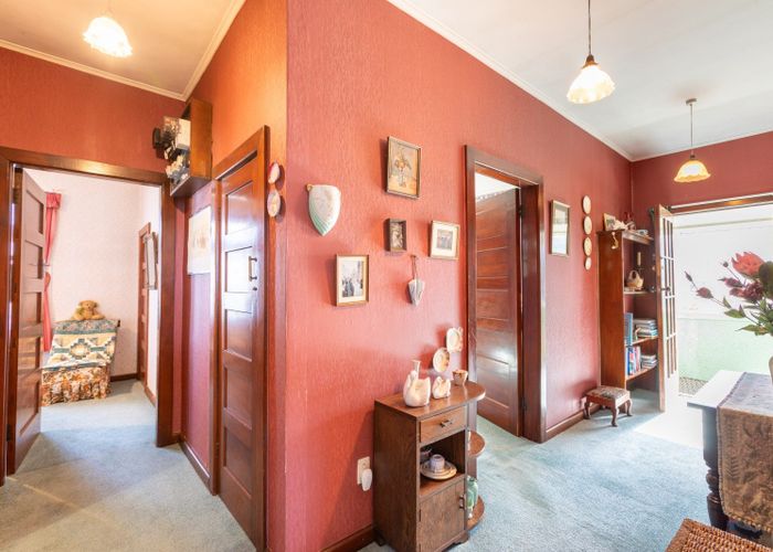  at 6 Waterloo Street, Dannevirke
