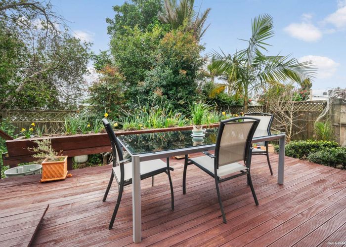  at 15A Roberts Road, Glenfield, Auckland