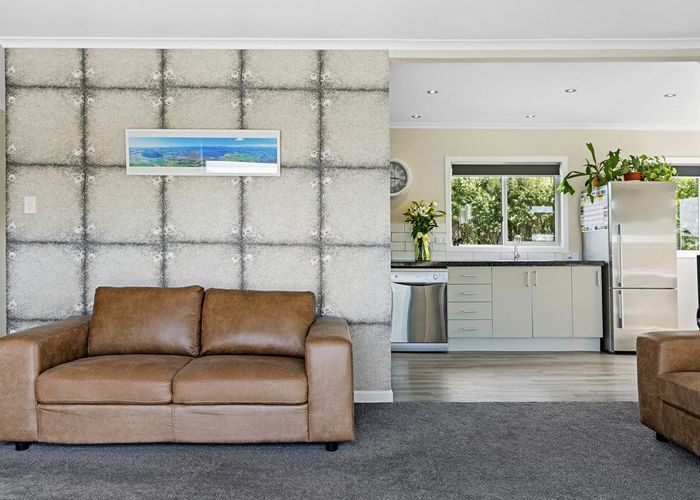  at 13 Besley Place, Acacia Bay, Taupo