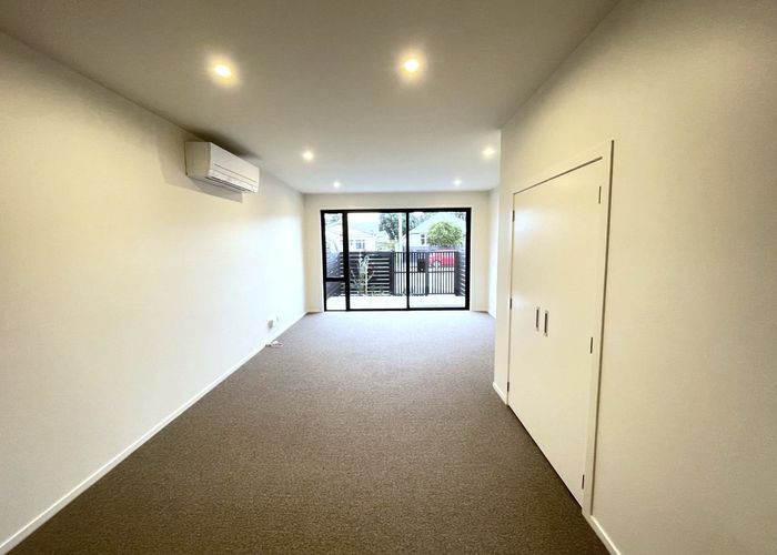  at 16B/8 Tory Street, Petone, Lower Hutt, Wellington