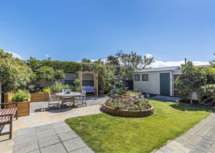  at 83 Ira Street, Miramar, Wellington