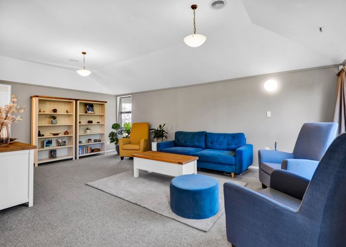  at 102 Barrett Road, Whalers Gate, New Plymouth