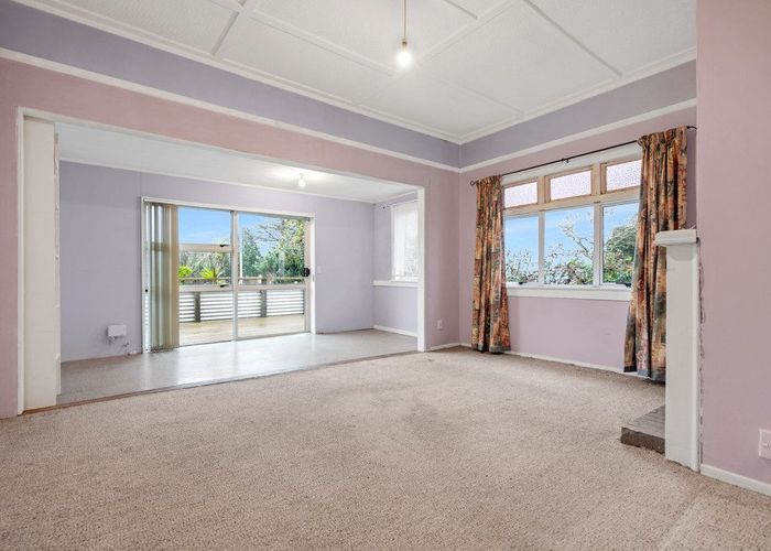  at 65 Lynwood Road, New Lynn, Auckland