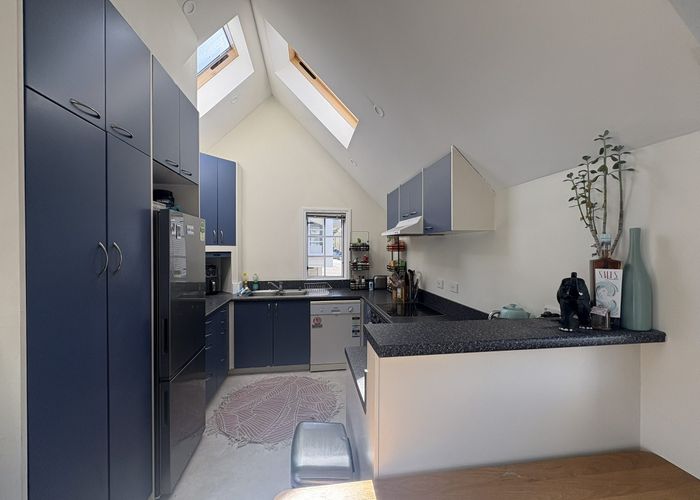  at 2/97 Tasman Street, Mount Cook, Wellington, Wellington