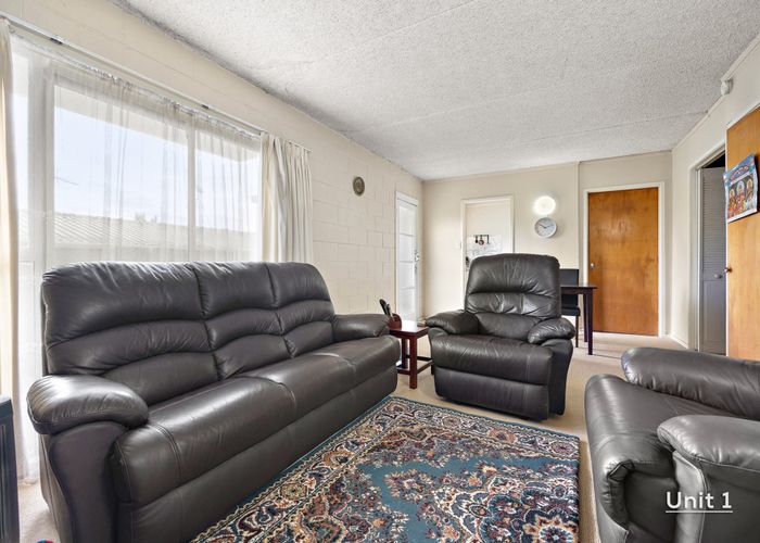  at 28 Simkin Avenue, Saint Johns, Auckland