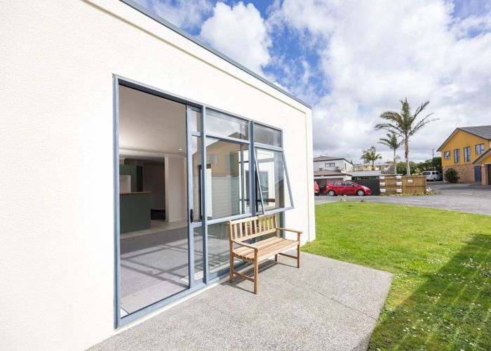  at 8a Charlenne Close, Ranui, Waitakere City, Auckland