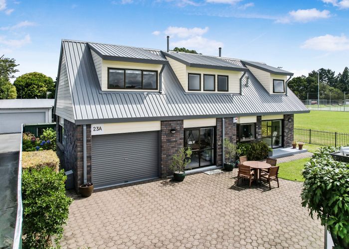  at 23 Kelvin Place, Hamilton East, Hamilton