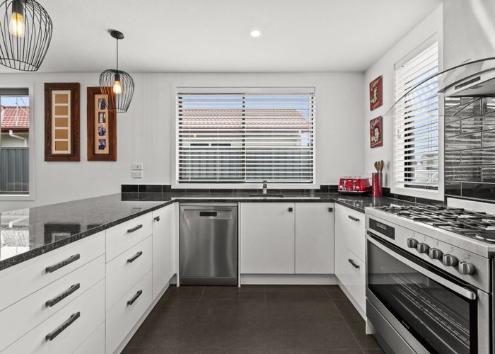  at 11 Aparima Place, Te Awa, Napier, Hawke's Bay