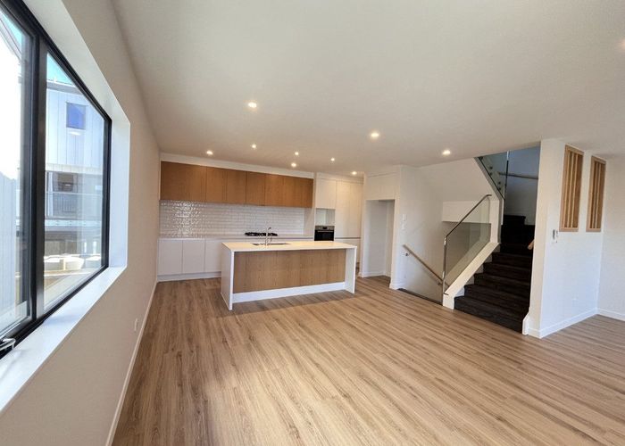  at 6 Irwin Lane, Windsor Park, North Shore City, Auckland