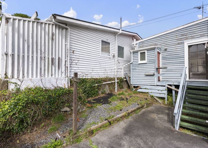  at 294 Karori Road, Karori, Wellington, Wellington