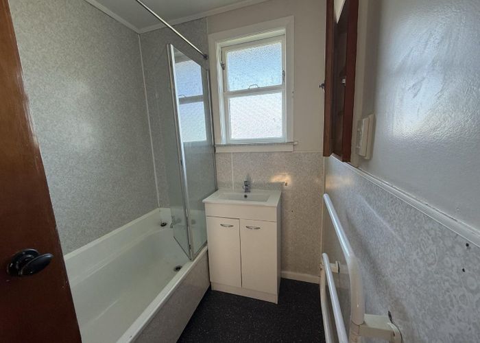  at 44 Marsden Street, Hauraki, North Shore City, Auckland