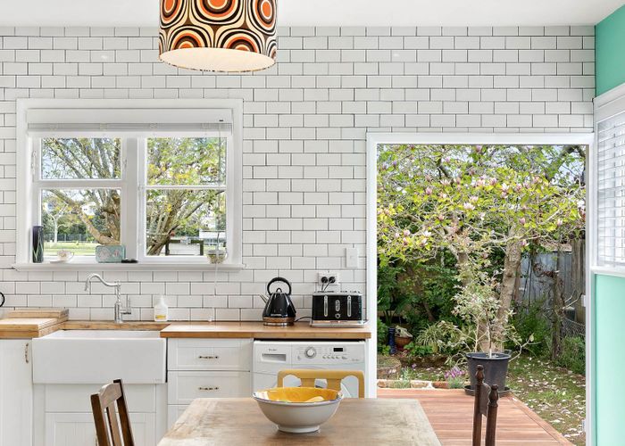  at 30 Phyllis Street, Mount Albert, Auckland