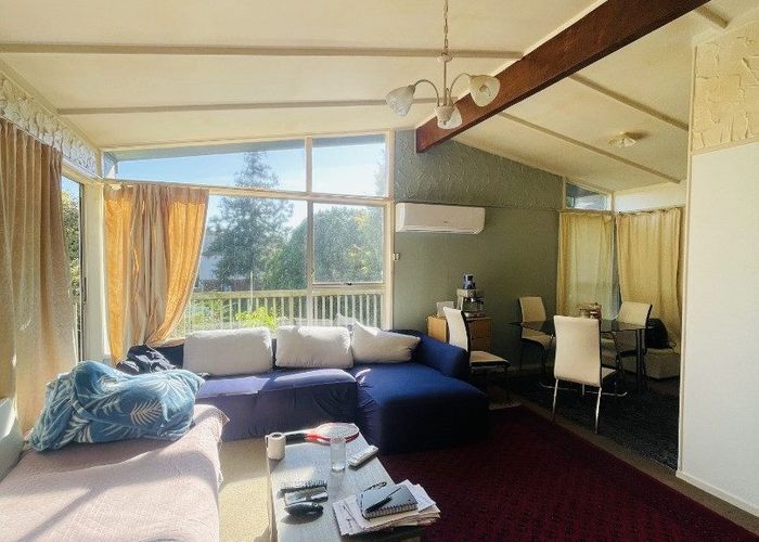  at 4 Temuri Place, Glendene, Waitakere City, Auckland