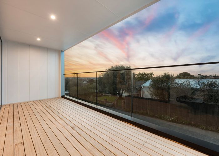  at 4202E Great North Road, Glendene, Waitakere City, Auckland