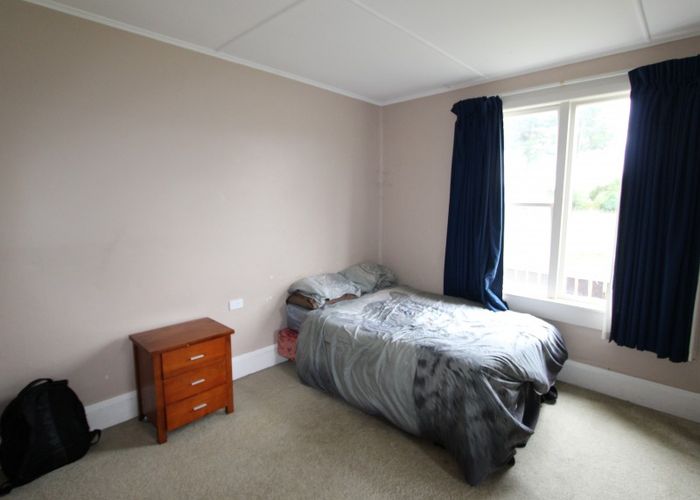  at 81384 State Highway 2, Mangatainoka, Pahiatua