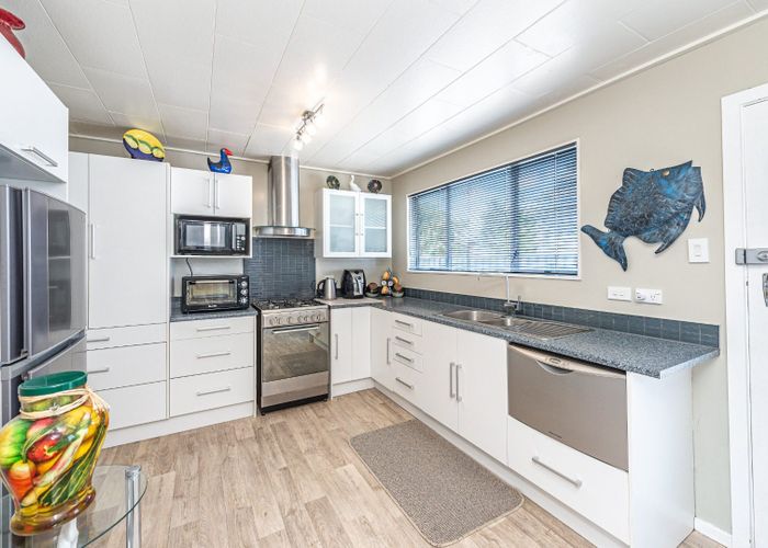 at 3/54 Fitzherbert Avenue, Tawhero, Whanganui