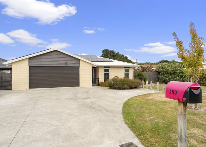  at 197 Rangiuru RD, Otaki Beach