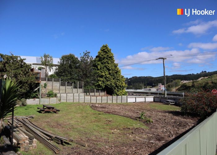  at 86 Main South Road, Green Island, Dunedin, Otago