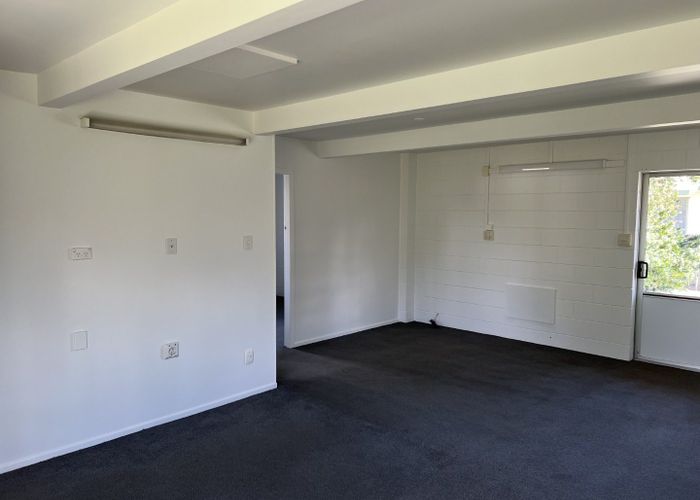  at 31 Carrington Avenue, Hillcrest, North Shore City, Auckland
