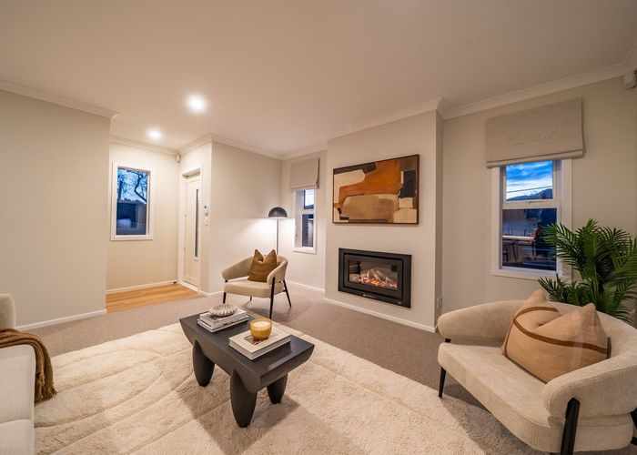  at 70a Heretaunga Square, Silverstream, Upper Hutt, Wellington