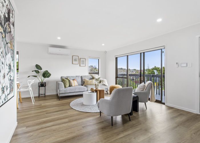  at 2/27 Galloway Crescent, Farm Cove, Manukau City, Auckland