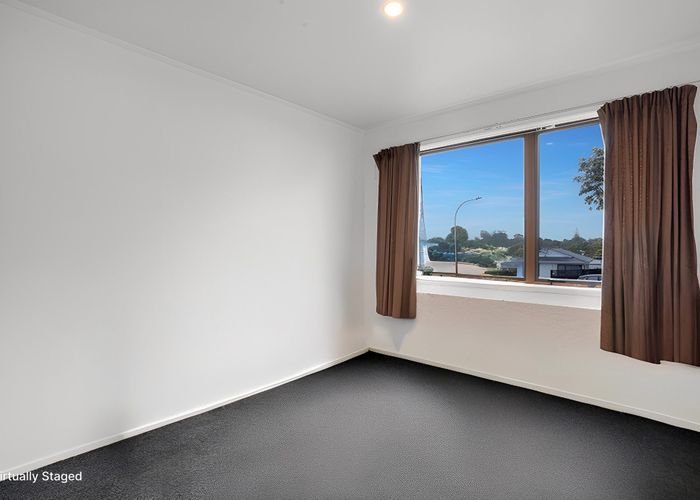  at 6 Holborn Place, Papatoetoe, Auckland