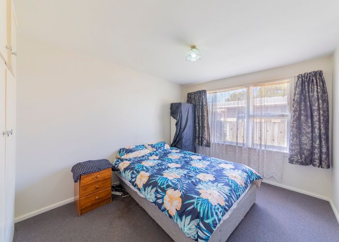  at 1/10 Aorangi Road, Bryndwr, Christchurch