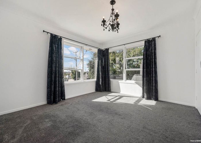  at 1/12 Raleigh Road, Northcote, North Shore City, Auckland