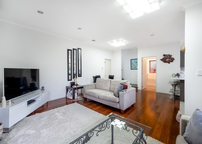  at 11 Agapanthus Place, Flat Bush, Auckland