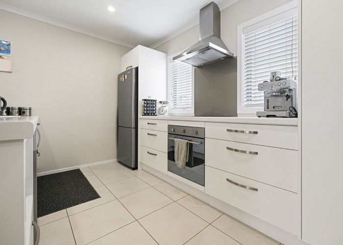  at 4 Anna Jean Crescent, Flagstaff, Hamilton, Waikato