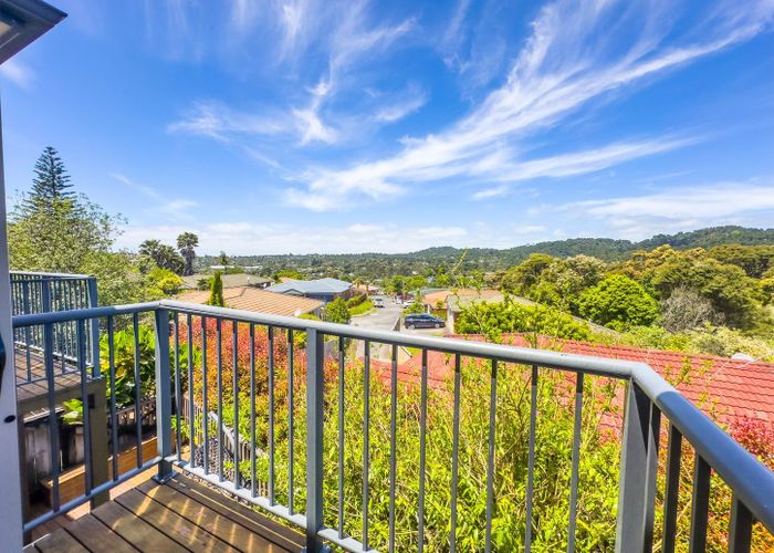  at 12/94 Glengarry Road, Glen Eden, Auckland