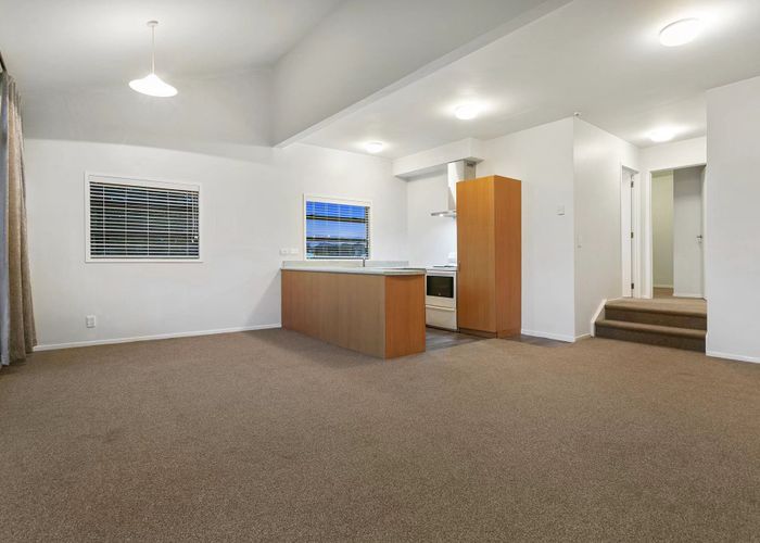  at 2/18 Sunnyhaven, Beach Haven, North Shore City, Auckland