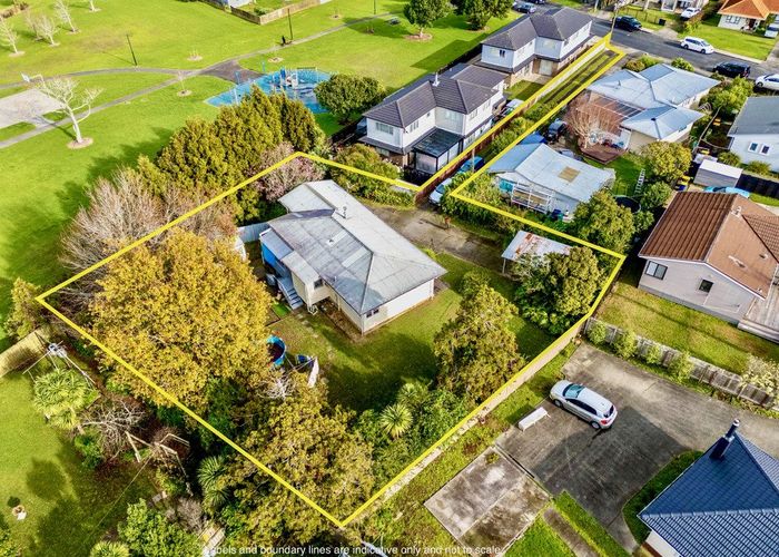 at 26 Kirrie Avenue, Te Atatu South, Waitakere City, Auckland
